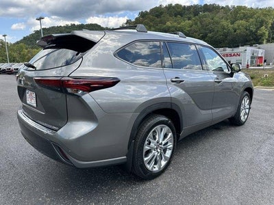 2025 Toyota Highlander Limited AWD (Natl)