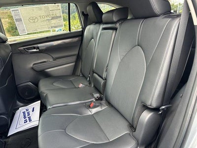 2025 Toyota Highlander Limited AWD (Natl)