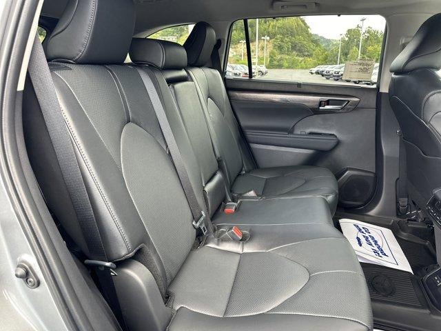 2025 Toyota Highlander Limited AWD (Natl)