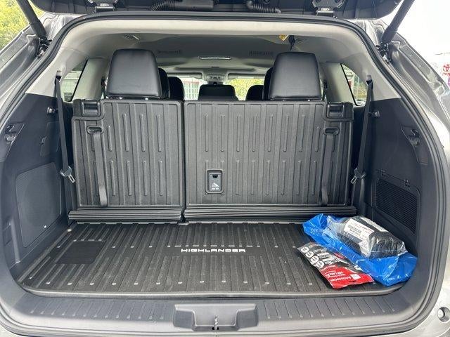 2025 Toyota Highlander Limited AWD (Natl)