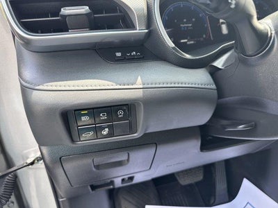 2023 Toyota Highlander Platinum AWD (Natl)