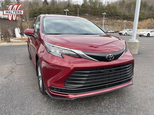 2026 Toyota Sienna LE AWD 8-Passenger (Natl)