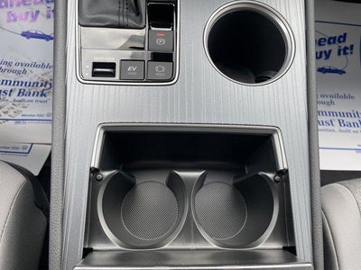 2026 Toyota Sienna LE AWD 8-Passenger (Natl)