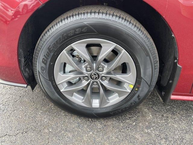 2026 Toyota Sienna LE AWD 8-Passenger (Natl)