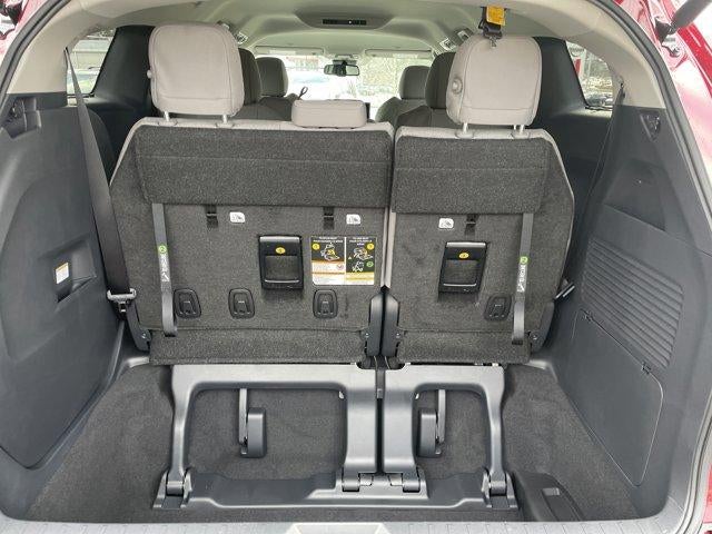 2026 Toyota Sienna LE AWD 8-Passenger (Natl)
