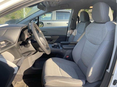 2021 Toyota Sienna LE AWD 8-Passenger (Natl)
