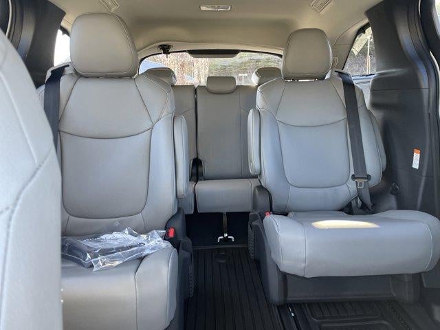 2026 Toyota Sienna XLE AWD 7-Passenger (Natl)