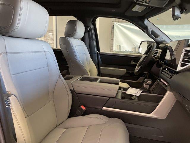 2026 Toyota Tundra 4WD 4WD Limited CrewMax 5.5' Bed (Natl)