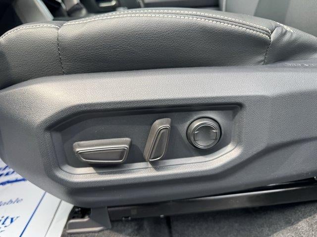 2026 Toyota Tundra 4WD 4WD Limited Hybrid CrewMax 5.5' Bed (Natl)