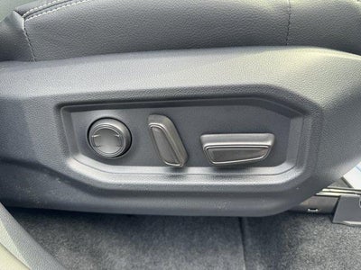 2026 Toyota Tundra 4WD 4WD Limited Hybrid CrewMax 5.5' Bed (Natl)