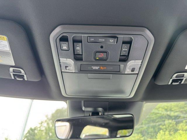 2026 Toyota Tundra 4WD 4WD Limited Hybrid CrewMax 5.5' Bed (Natl)