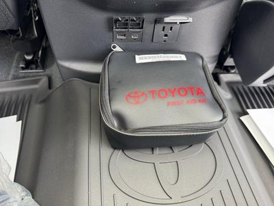 2026 Toyota Tundra 4WD 4WD Limited Hybrid CrewMax 5.5' Bed (Natl)