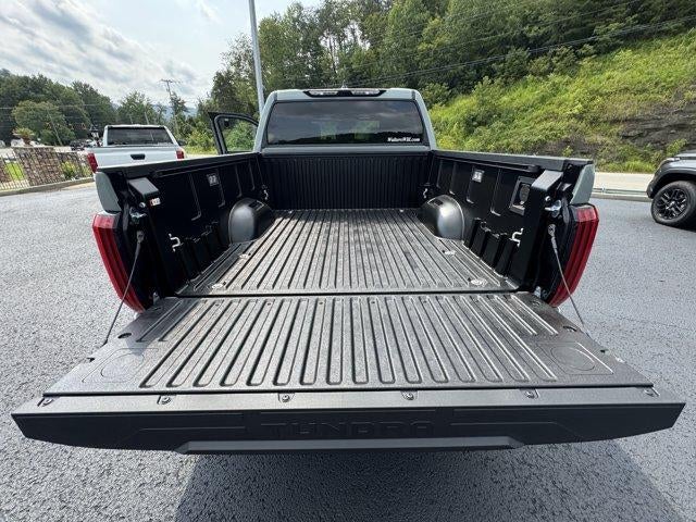 2026 Toyota Tundra 4WD 4WD Limited Hybrid CrewMax 5.5' Bed (Natl)