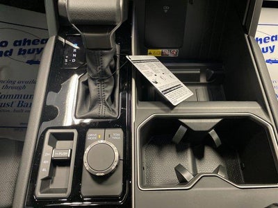 2026 Toyota Tundra 4WD 4WD Limited Hybrid CrewMax 5.5' Bed (Natl)