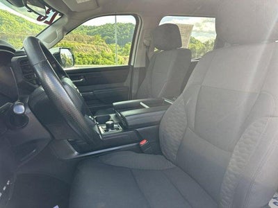 2023 Toyota Tundra 4WD 4WD SR5 CrewMax 5.5' Bed (Natl)