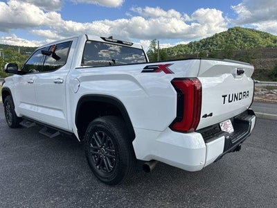 2023 Toyota Tundra 4WD 4WD SR5 CrewMax 5.5' Bed (Natl)
