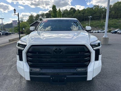2023 Toyota Tundra 4WD 4WD SR5 CrewMax 5.5' Bed (Natl)