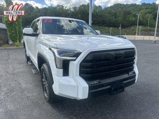 2023 Toyota Tundra 4WD 4WD SR5 CrewMax 5.5' Bed (Natl)