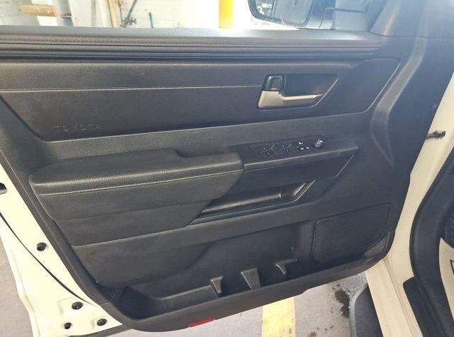 2024 Toyota Tundra 4WD 4WD SR5 CrewMax 5.5' Bed (Natl)