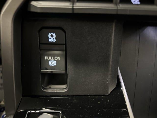 2026 Toyota Tundra 4WD 4WD SR5 CrewMax 5.5' Bed (Natl)