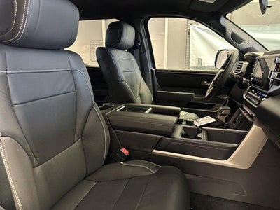 2026 Toyota Tundra 4WD 4WD SR5 CrewMax 5.5' Bed (Natl)