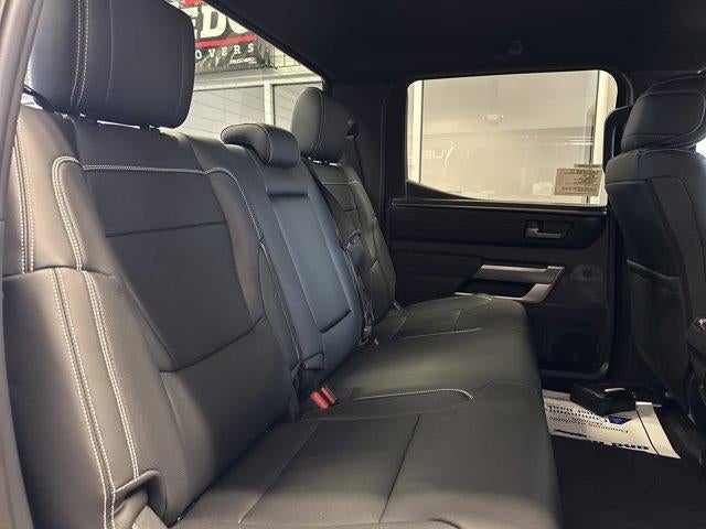 2026 Toyota Tundra 4WD 4WD SR5 CrewMax 5.5' Bed (Natl)