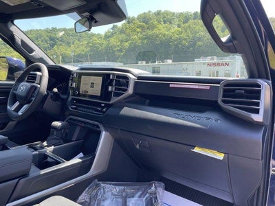 2026 Toyota Tundra 4WD 4WD SR5 CrewMax 5.5' Bed (Natl)