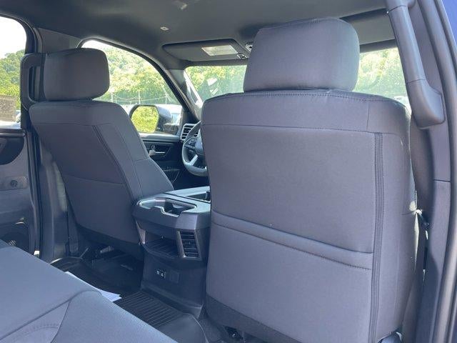2026 Toyota Tundra 4WD 4WD SR5 CrewMax 5.5' Bed (Natl)