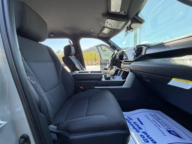 2026 Toyota Tundra 4WD 4WD SR5 CrewMax 5.5' Bed (Natl)