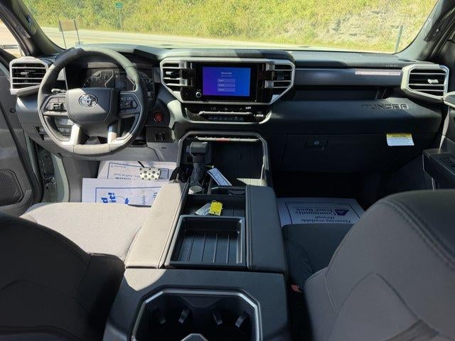 2026 Toyota Tundra 4WD 4WD SR5 CrewMax 5.5' Bed (Natl)