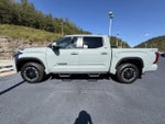 2026 Toyota Tundra 4WD 4WD SR5 CrewMax 5.5' Bed (Natl)