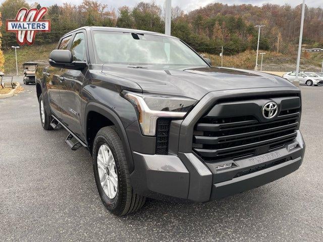 2026 Toyota Tundra 4WD 4WD SR5 CrewMax 5.5' Bed (Natl)