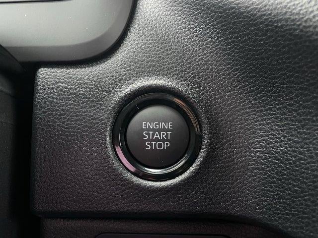 2026 Toyota Tundra 4WD 4WD SR5 CrewMax 5.5' Bed (Natl)