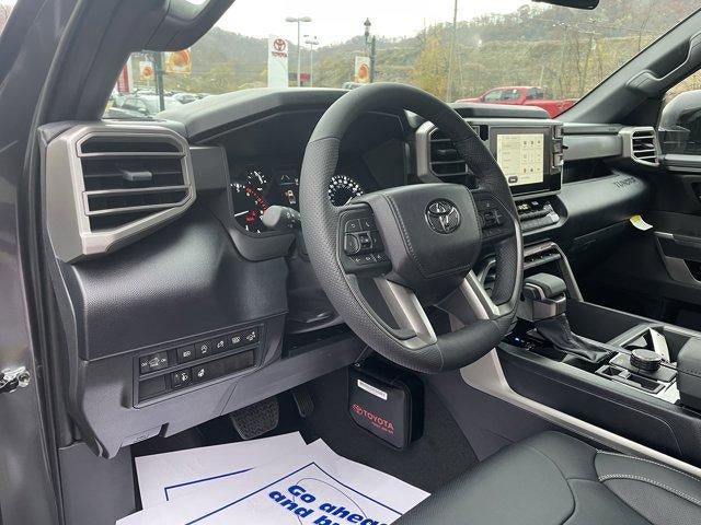 2026 Toyota Tundra 4WD 4WD SR5 CrewMax 5.5' Bed (Natl)