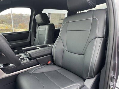 2026 Toyota Tundra 4WD 4WD SR5 CrewMax 5.5' Bed (Natl)