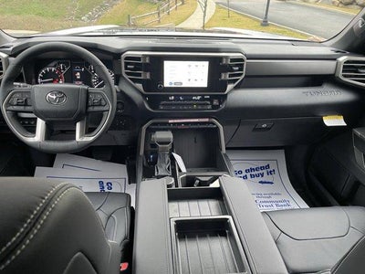 2026 Toyota Tundra 4WD 4WD SR5 CrewMax 5.5' Bed (Natl)