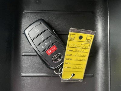 2026 Toyota Tundra 4WD 4WD SR5 CrewMax 5.5' Bed (Natl)