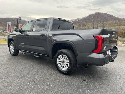 2026 Toyota Tundra 4WD 4WD SR5 CrewMax 5.5' Bed (Natl)