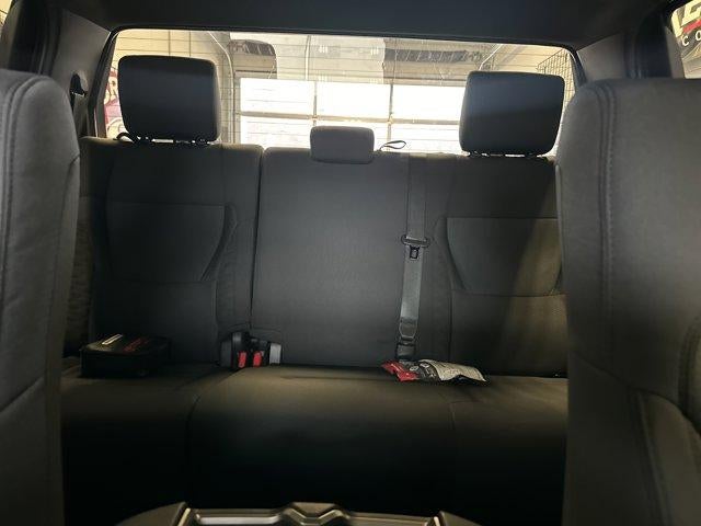 2026 Toyota Tundra 4WD 4WD SR5 CrewMax 5.5' Bed (Natl)