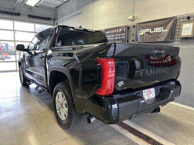 2026 Toyota Tundra 4WD 4WD SR5 CrewMax 5.5' Bed (Natl)