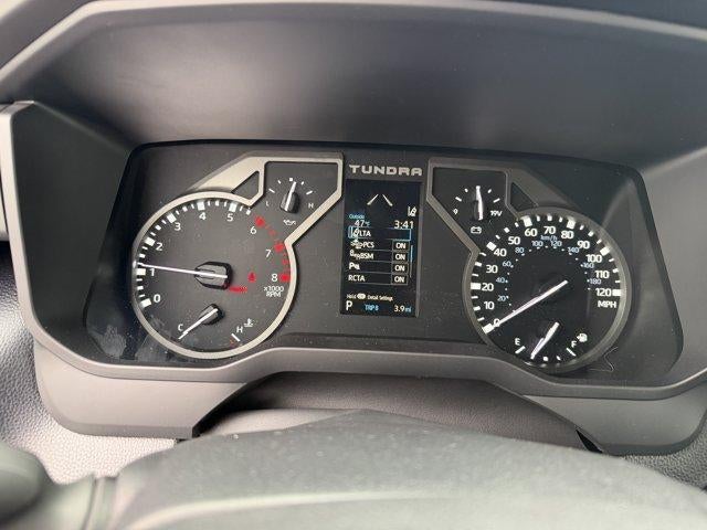 2026 Toyota Tundra 4WD 4WD SR5 CrewMax 5.5' Bed (Natl)