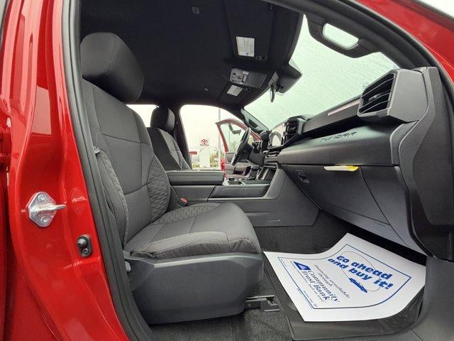 2026 Toyota Tundra 4WD 4WD SR5 CrewMax 5.5' Bed (Natl)