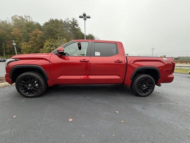 2026 Toyota Tundra 4WD 4WD SR5 CrewMax 5.5' Bed (Natl)