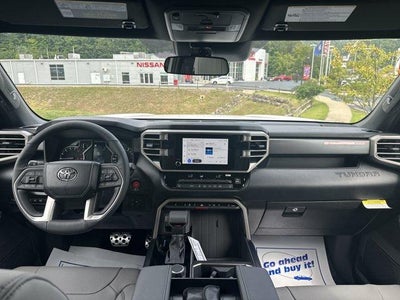 2026 Toyota Tundra 4WD 4WD SR5 CrewMax 5.5' Bed (Natl)