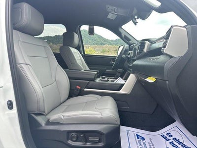 2026 Toyota Tundra 4WD 4WD SR5 CrewMax 5.5' Bed (Natl)