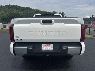 2026 Toyota Tundra 4WD 4WD SR5 CrewMax 5.5' Bed (Natl)