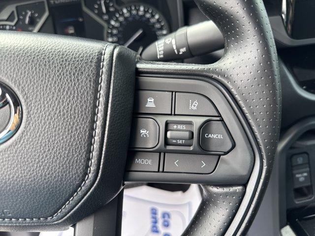 2026 Toyota Tundra 4WD 4WD SR5 CrewMax 5.5' Bed (Natl)