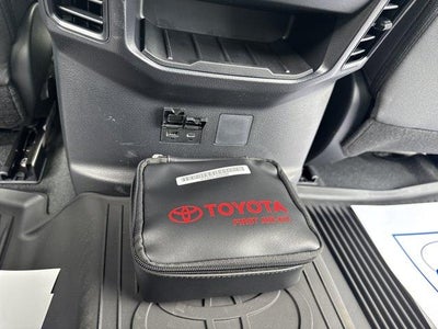 2026 Toyota Tundra 4WD 4WD SR5 CrewMax 5.5' Bed (Natl)