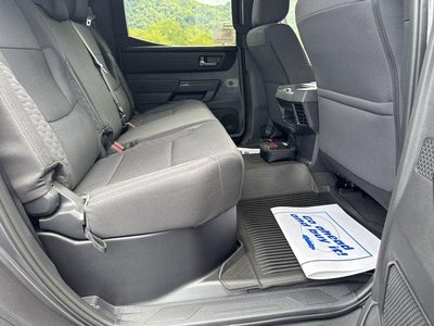 2026 Toyota Tundra 4WD 4WD SR5 CrewMax 5.5' Bed (Natl)
