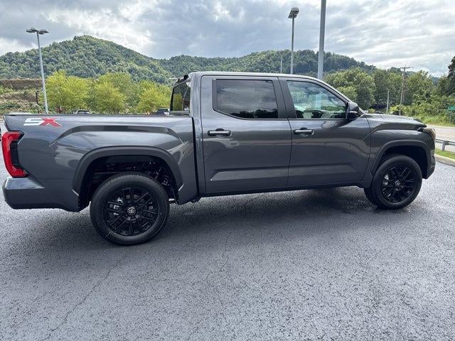 2026 Toyota Tundra 4WD 4WD SR5 CrewMax 5.5' Bed (Natl)